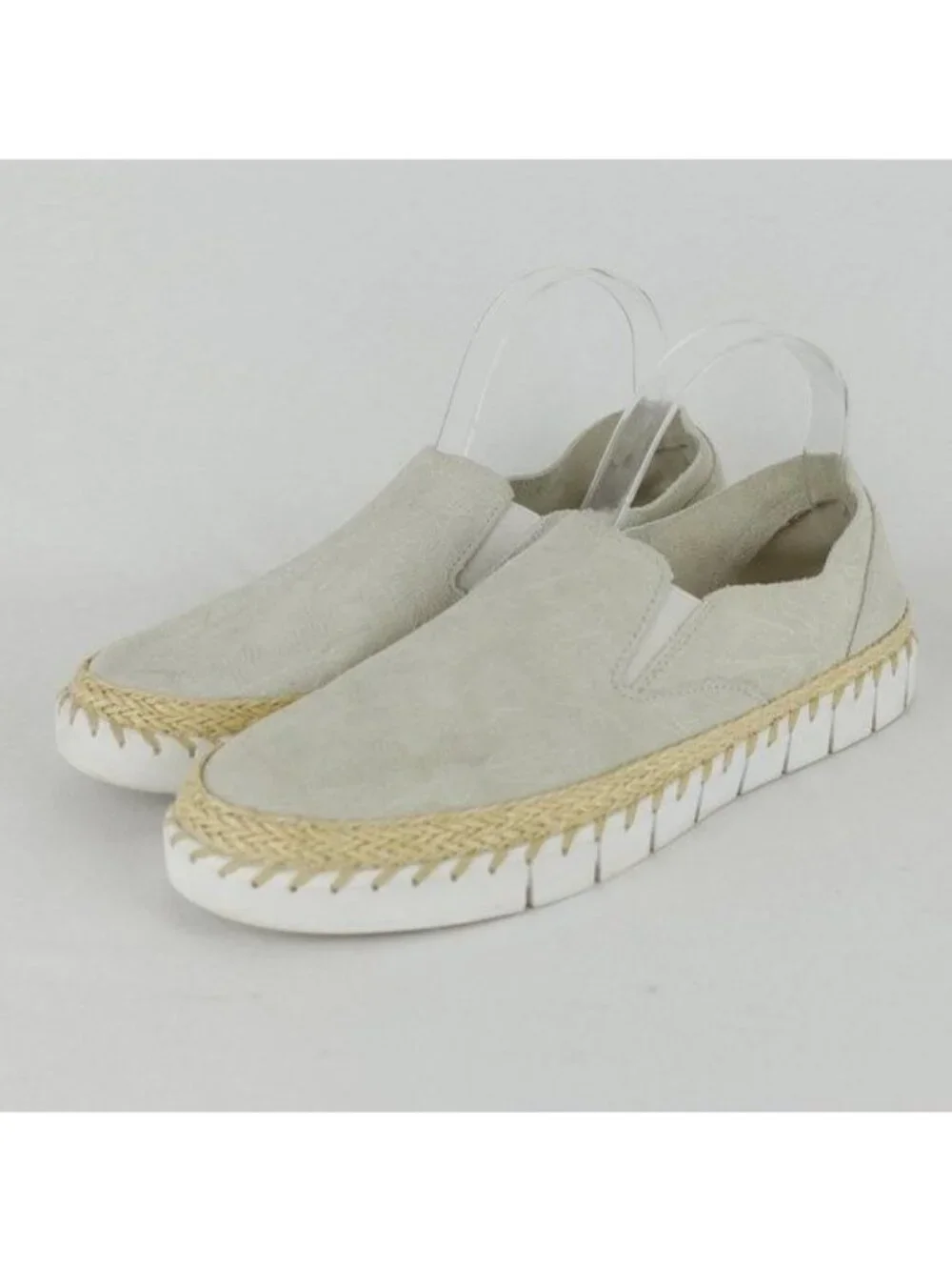 Crevo Skyla Palm Women's Size 10 Gray Suede Palm Leaf Slip On Flat Loafers